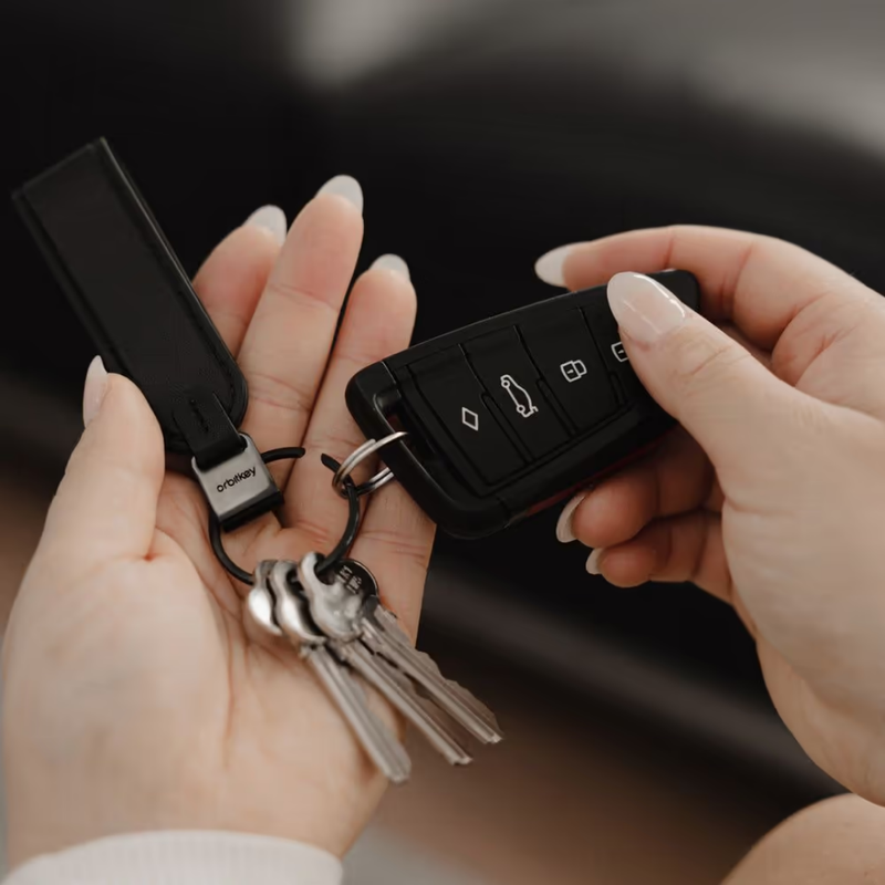 Leather Loop Keychain - Black